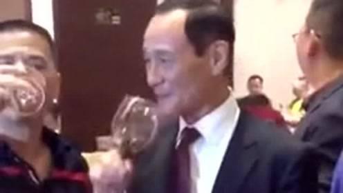 陈慧敏爆料视频在线观看  第1张